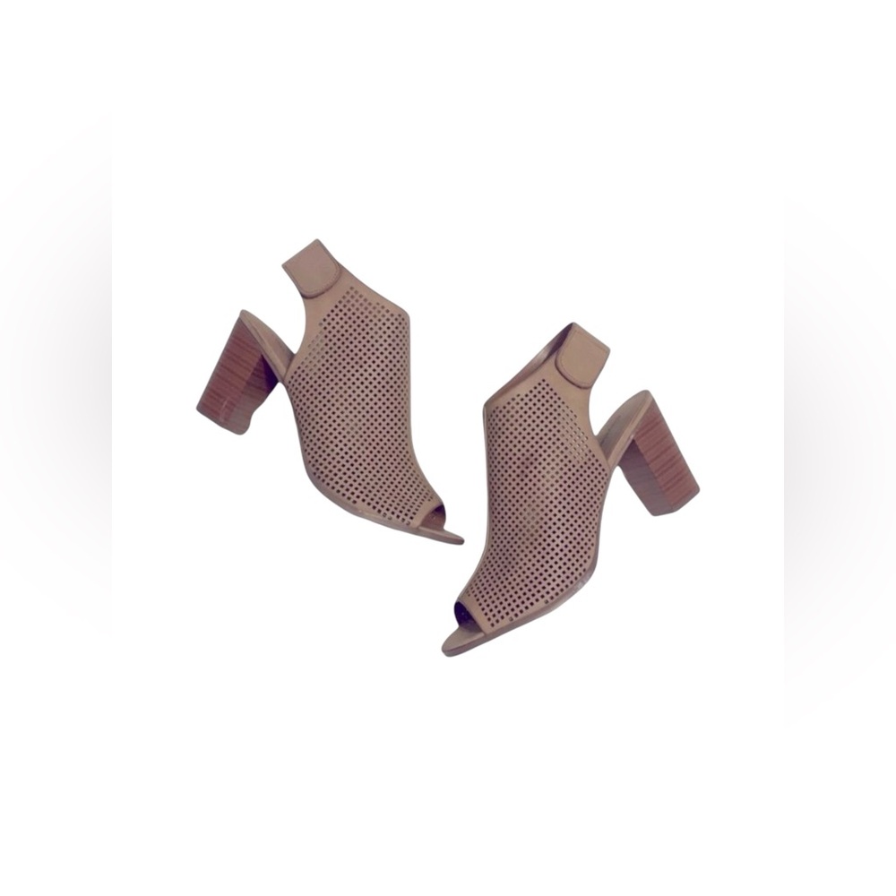 🆕 Cityclassified | Peep Toe Bootie | Taupe | Size: 10